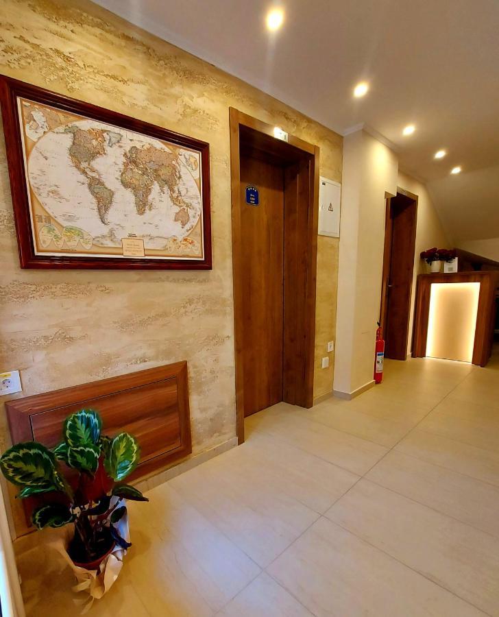 Papuli Rooms 4U Senta Luaran gambar